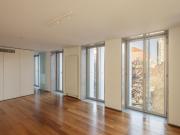 Optimo Apartamento T1 contemporâneo com garagem nas Av....