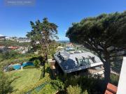 Óptimo T4 com vista de mar