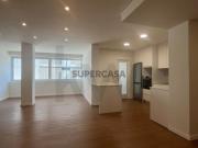 Óptimo T4 renovado Pinheiro Manso, Av da Boavista