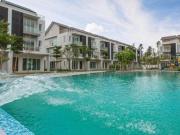 Oranges Villa 3 and half storey semi detached end lot...