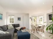 Orchard Brae Avenue, Edinburgh, 2 Bedroom Apartment