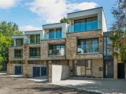 Orchard Grove, West Wimbledon, 4 Bedroom House