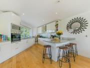 Orchard Lane, Raynes Park, SW20 2 bed flat to rent...
