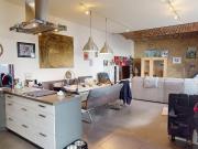 orea | Außergewöhnliches Hofgebäude mit Pool & Sauna –...