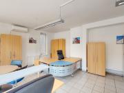 orea | Charmantes Büro mit großer Fensterfassade | Smart...