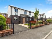 Oregon Close, Manchester, Greater Manchester M13, 3 bed...