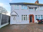 Oriental Road, Woking, Surrey GU22, Property to rent,...