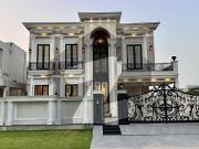 Original Listing | Victorian Elegance | 1 Kanal Designer...