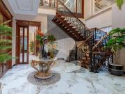 Original Pictures Near Park, Designer House Owner Needy...