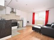 Orlop Street, London SE10, 1 bed flat to rent, £1,400...