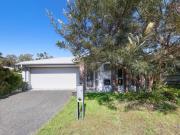 Ormeau Hills Oasis Family Living with a Stylish Edge!