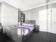 Osbourne Road 3 bed end of terrace house to rent £1,650...