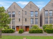 Osprey Drive, Trumpington CB2, 5 bed semi detached house...