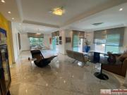 Ótima casa com vista permanente para área verde!