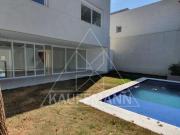 Ótima casa em condomínio na Granja Julieta! 4 suítes