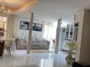 Ótima casa no condomínio Jardins do Prado bairro Hípica...