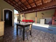 ÓTIMA CASA TÉRREA JARDIM ARUAN CARAGUATATUBA PRÓXIMO A PRAIA