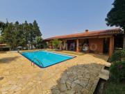 Ótima chácara em condomínio de Ibiúna!