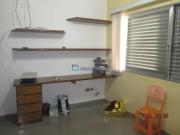 Ótima localização, excelente casa térrea, comercial