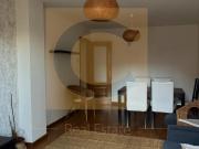 ÓTIMA LOCALIZAÇÃO T1 com Terraço em Condomínio Fechado