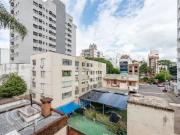 Ótimo apartamento 2 quartos com garagem no Petrópolis