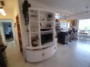 Ótimo apartamento a 100 metros da praia das Toninhas em...