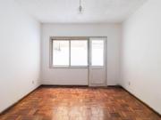 ÓTIMO APARTAMENTO COM PATIO