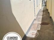 Ótimo quarto e sala com quintal em casa de fundos em bangu!