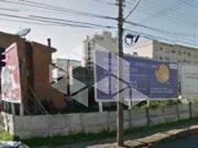 Ótimo terreno de esquina, posição solar norte / oeste em...
