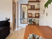 Ótimo villagio decorado com 2 dormitórios e varanda...