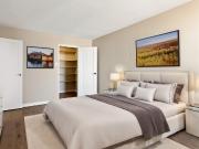 Ottawa Apartments for Rent at Carling Ave