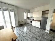 Ottimo Bilocale con servizi. Piano alto. Libero da gennaio