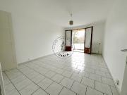 Oullins: lumineux T4 traversant avec 2 balcons