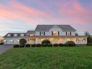 Our Native Ln, Lexington, Farm House For