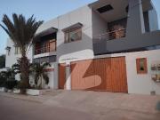 Luxurious |500 sqyd| bungalow for sale in phase viii...