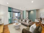 Outstanding 3 Bedroom Apartment in South Brisbane!