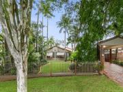 OUTSTANDING INVESTMENT OPPORTUNITY GENUINE DUAL LIVING...
