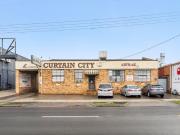 OUTSTANDING MAIN ROAD HEIDELBERG WEST SHOWROOM/WAREHOUSE