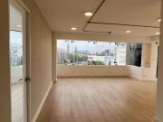 Óvalo Gutierrez la mejor vista. Oficina remodelada