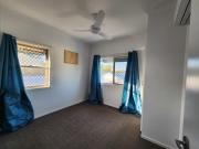 OVER 55 UNIT IN ANDERGROVE WITH AIR CON