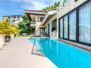 Overlooking 4 Bedroom House with Pool for Sale in Maria...