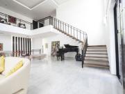 Overlooking Luxury House with infinity pool furnished...