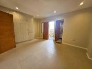 OVERLOOKING RFO w/basement 4 bedrooms townhouse for sale...