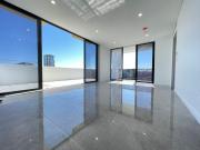 Oversized 153sqm luxury 3 bedroom apartment for lease in...