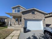 Oversized detached home in highly desired Cataraqui...