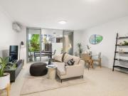 Oversized Garden Apartment In A Connected Urban Hub,...