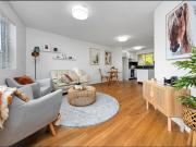 Oversized One Bedroom Apartment in central location