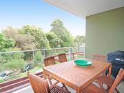 Oversized One Bedroom Apartment + Study Area With...