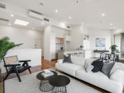 Oversized. Split Level. Unmatched Acland Street Lifestyle