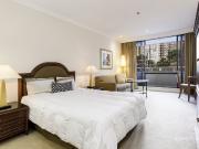 OVERSIZED STUDIO APARTMENT | Furnished